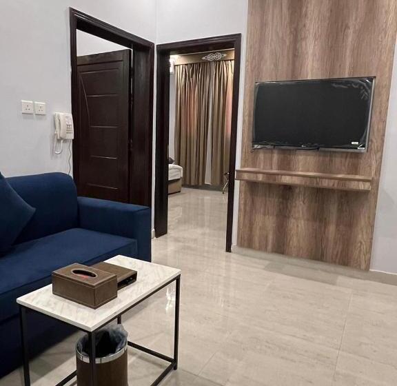 Park Plus Served Apartments