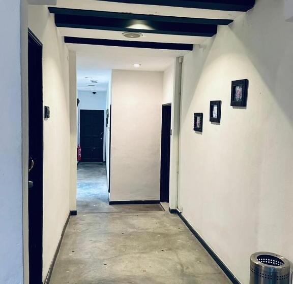 הוסטל Kuu Inn Motel