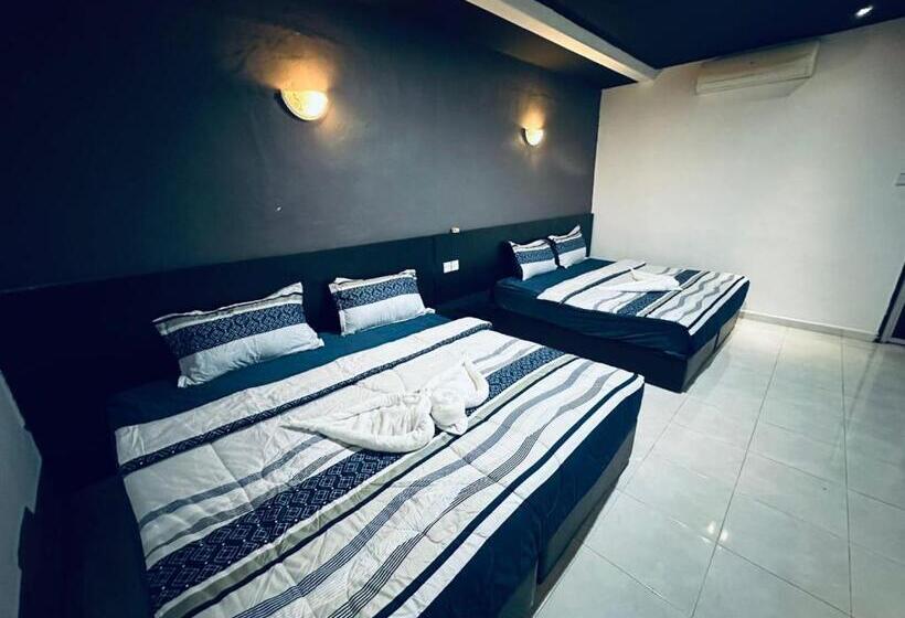 הוסטל Kuu Inn Motel