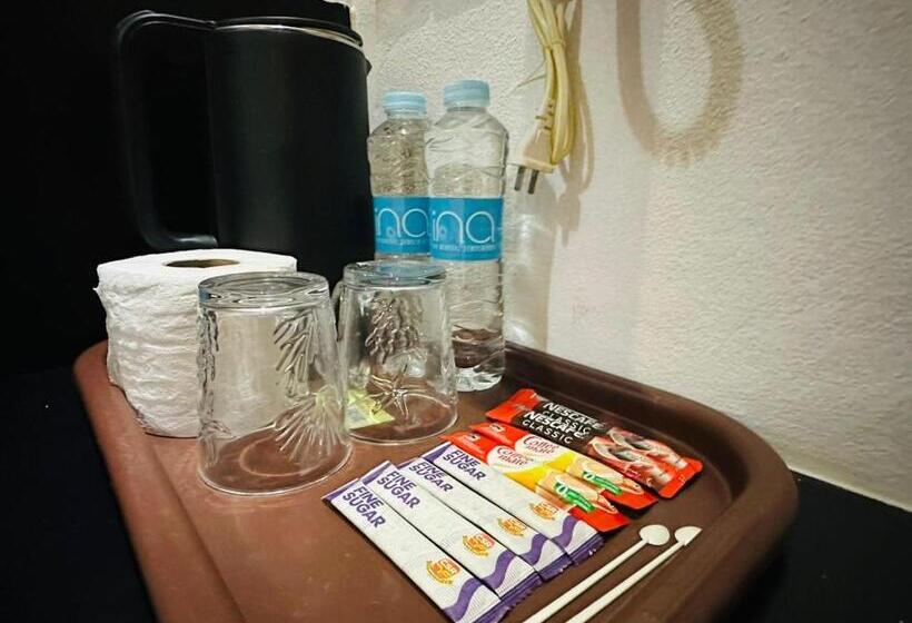 הוסטל Kuu Inn Motel