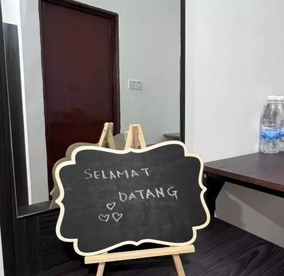 ユースホステル Studio Homestay
