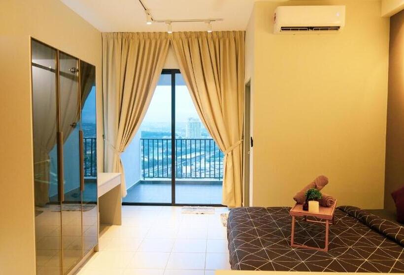 Bed and Breakfast Netizen Cozy Suite By Guestonic