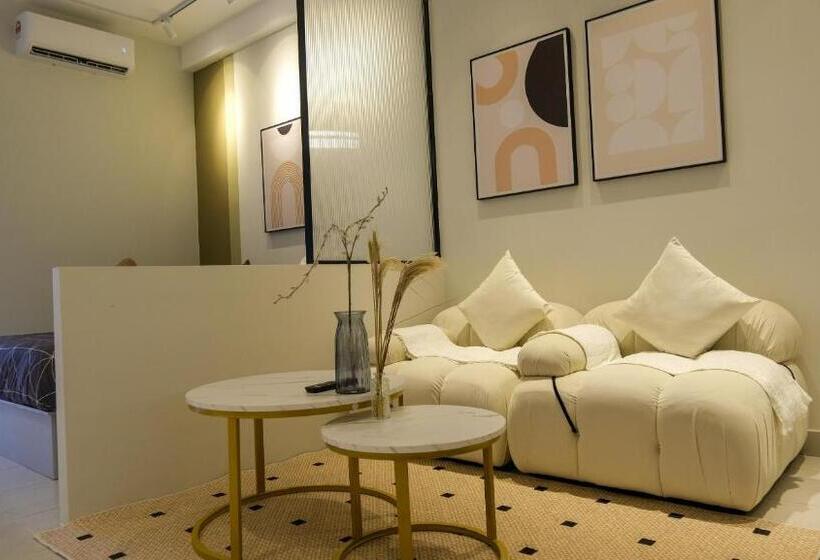 Bed and Breakfast Netizen Cozy Suite By Guestonic