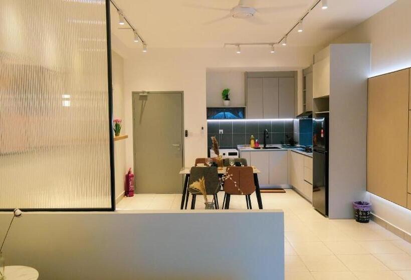 Bed and Breakfast Netizen Cozy Suite By Guestonic