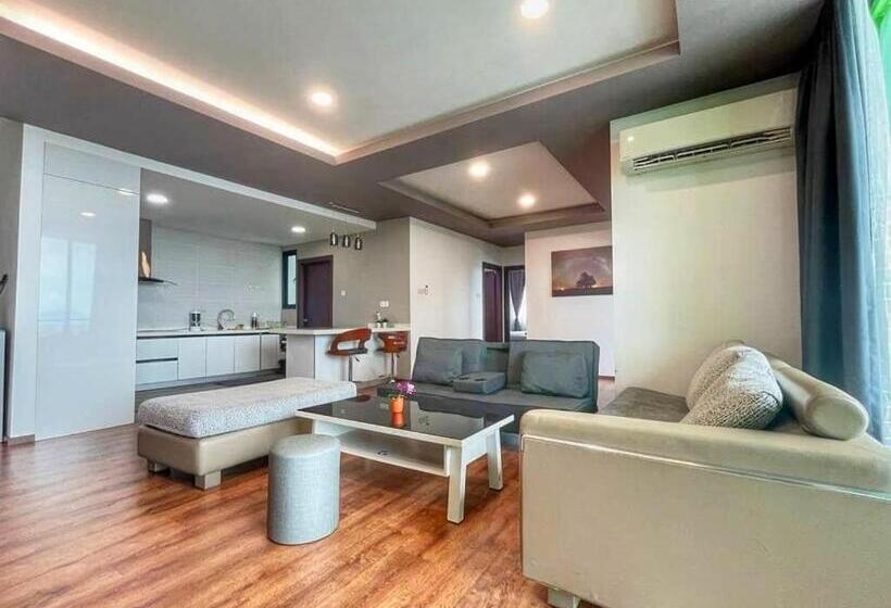 Cozy Homestay Vivacity Megamall