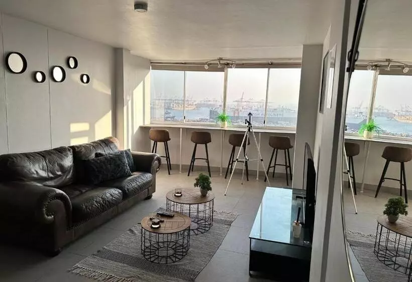 Harbour View Apartment