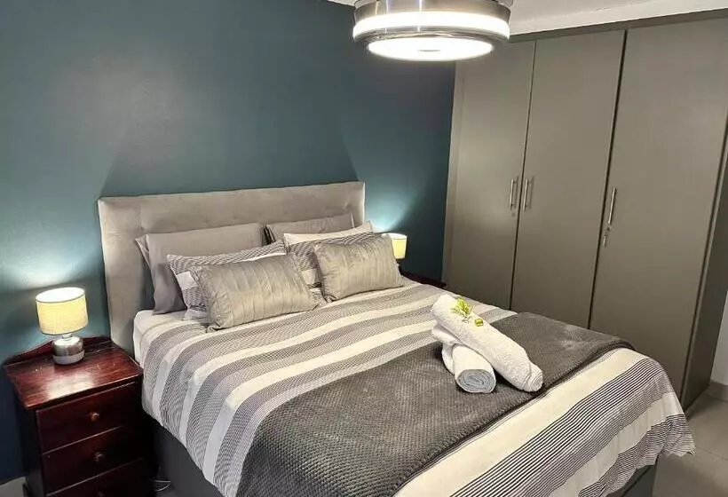 Harbour View Apartment