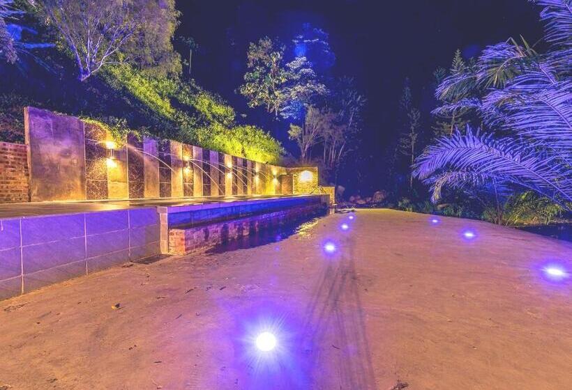 Отель Collection O 90861 Bentong Nature Orchard Homestay