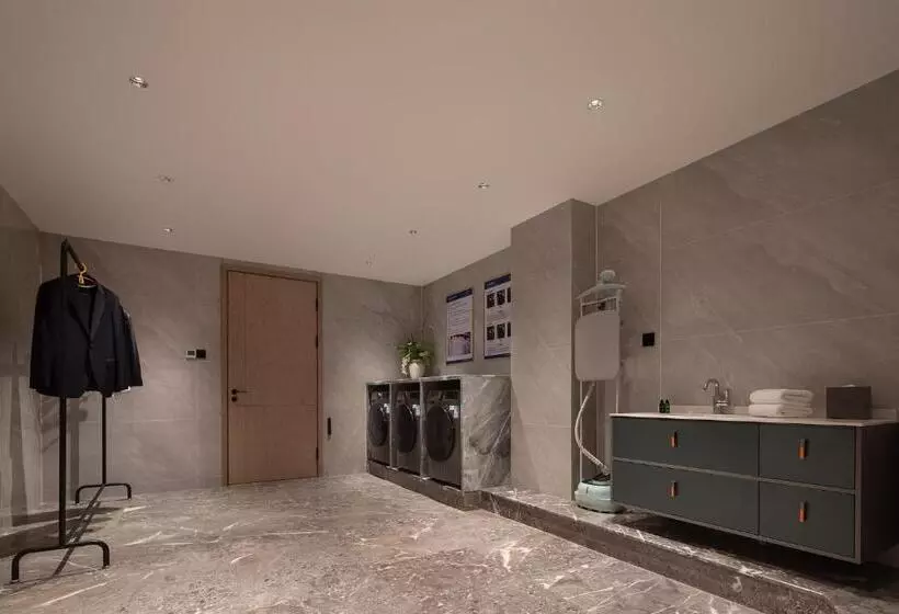 هتل Howard Johnson Airport Serviced Residence Changsha