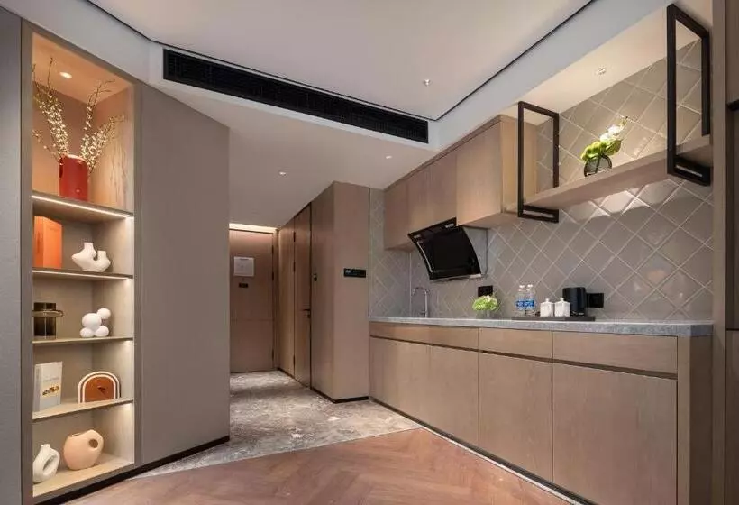 هتل Howard Johnson Airport Serviced Residence Changsha