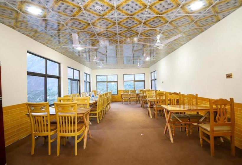 هتل Koh E Qaf Hunza