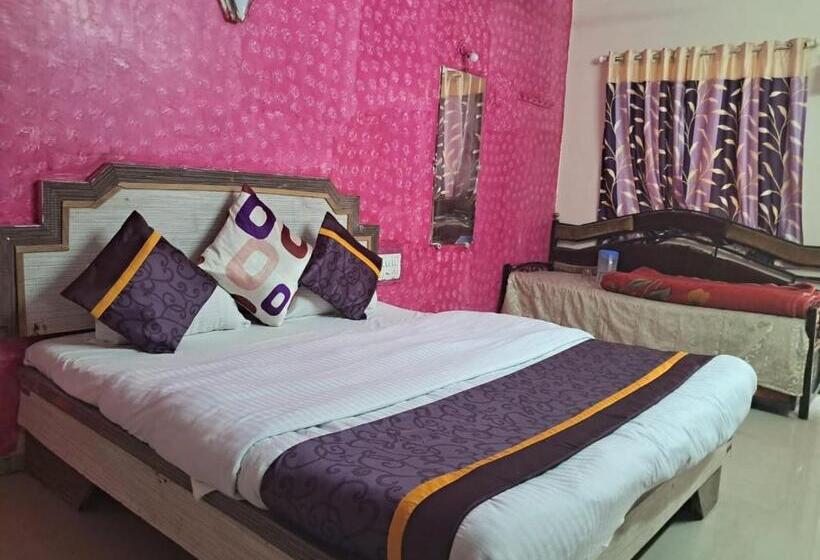 酒店 Sai Raj Residency