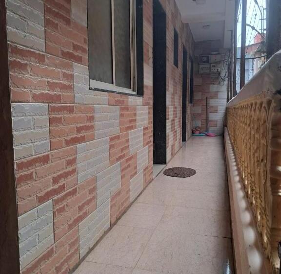 酒店 Sai Raj Residency