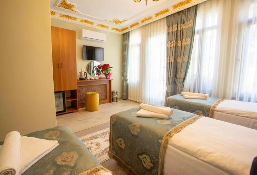 Hotelli Sayina