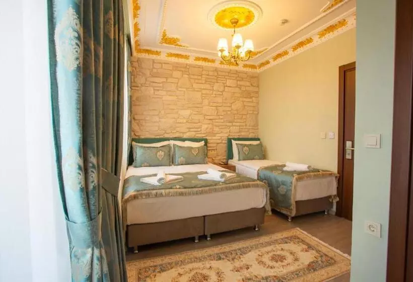 Hotelli Sayina