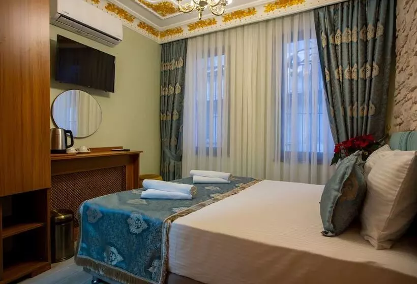 Hotelli Sayina