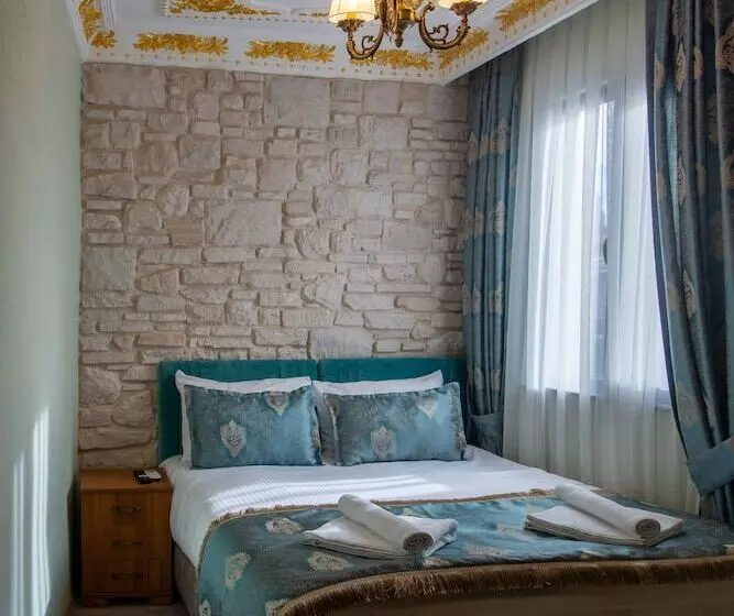 Hotelli Sayina