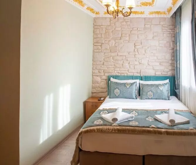 Hotelli Sayina