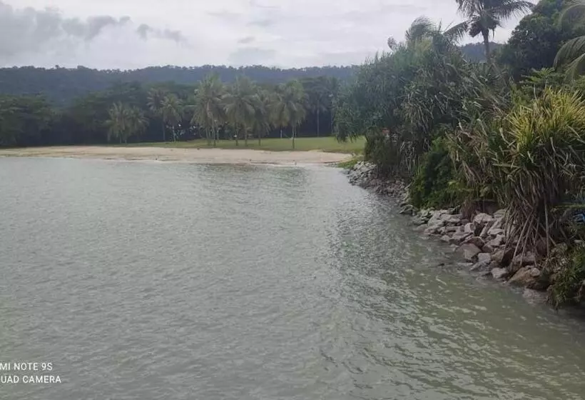 ホテル Villa Dalam Laut 530