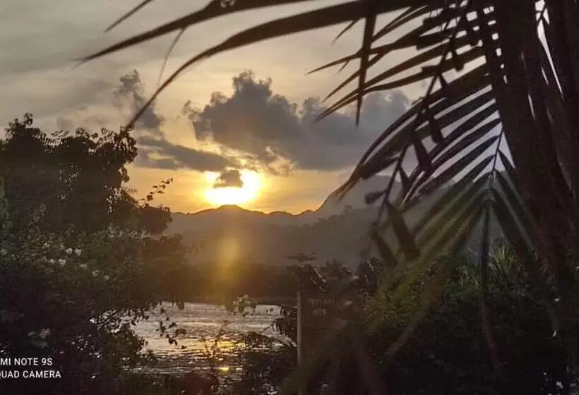 ホテル Villa Dalam Laut 530