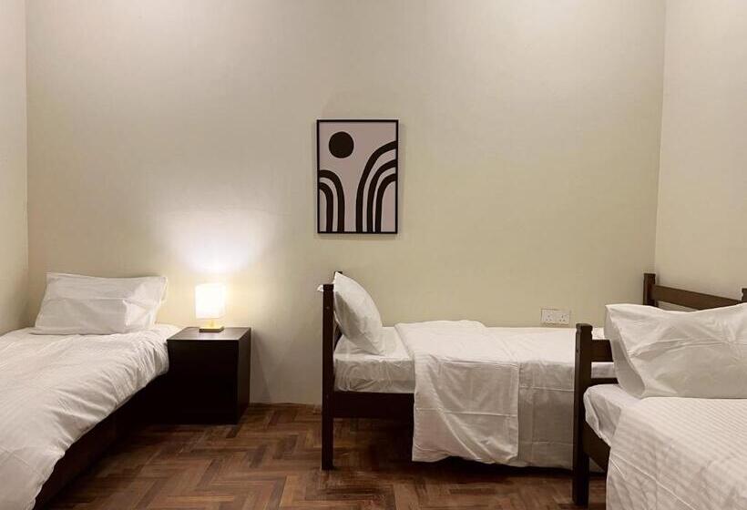 Pensão Aayu Stewart