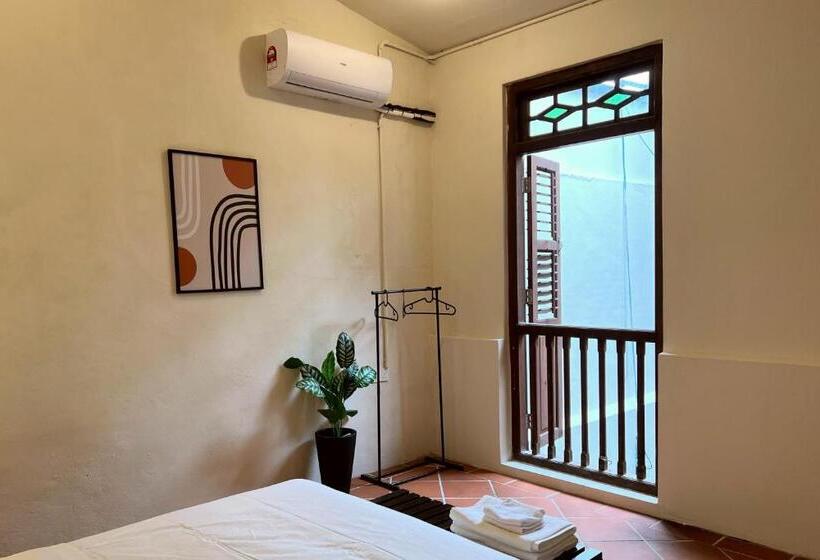 Pensão Aayu Stewart