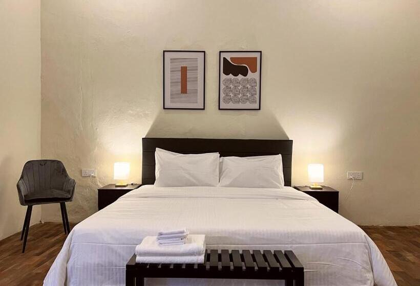 Pensão Aayu Stewart