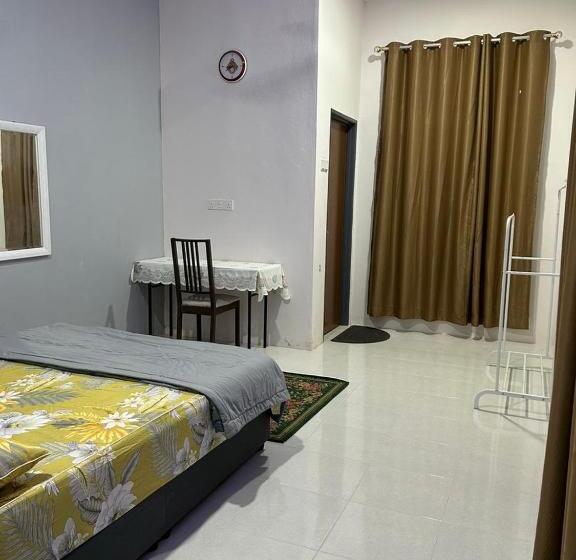 פנסיון Aurora Roomstay