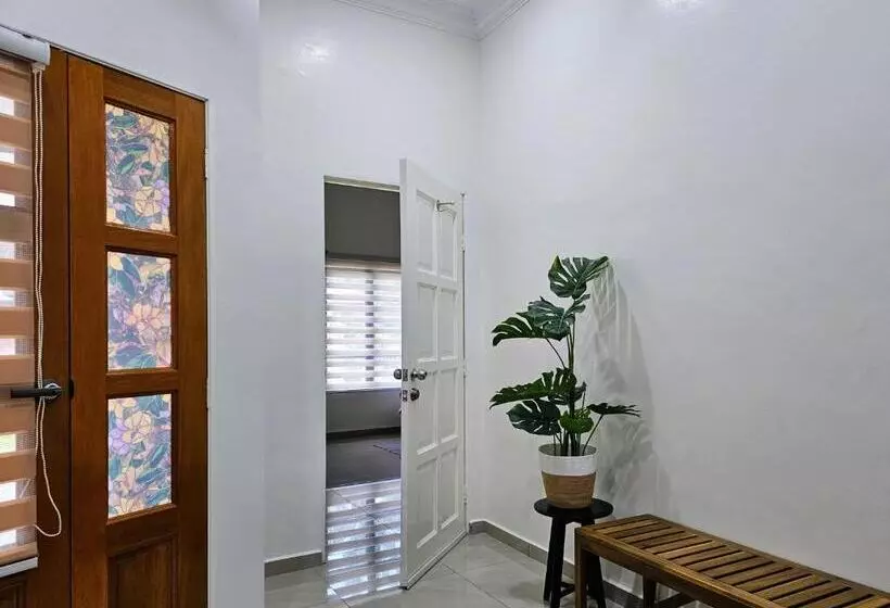 ペンション Brik  N Bata