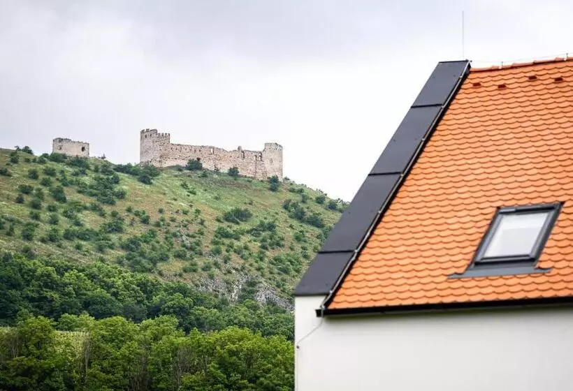 ペンション Penzion Nad Pavlovem