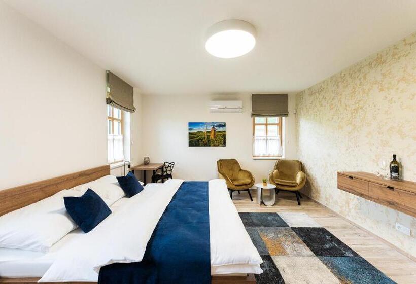 펜션 Penzion Nad Pavlovem