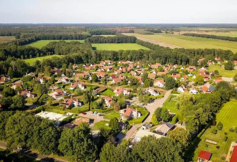 リゾートホテル Summio Bungalowpark Het Hart Van Drenthe