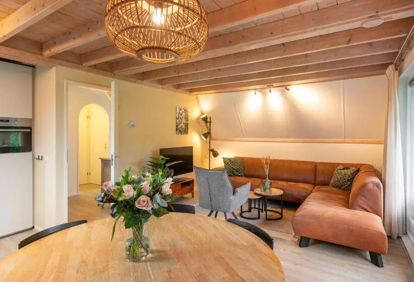 リゾートホテル Summio Bungalowpark Het Hart Van Drenthe