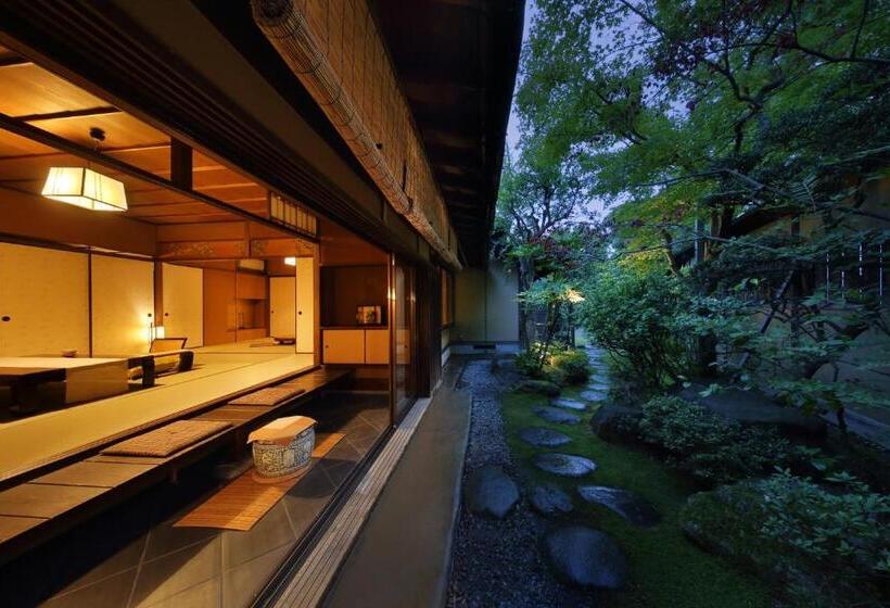 Ryokan 天童荘 Tendoso