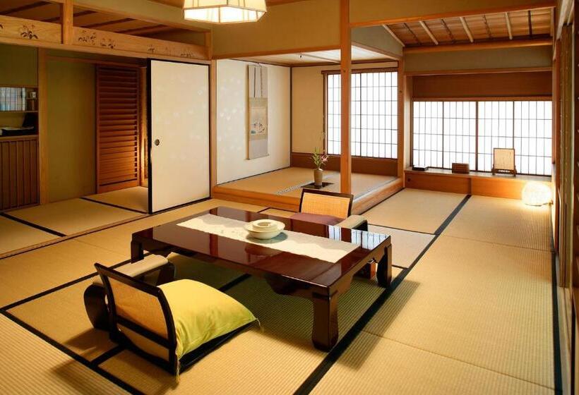Ryokan 天童荘 Tendoso