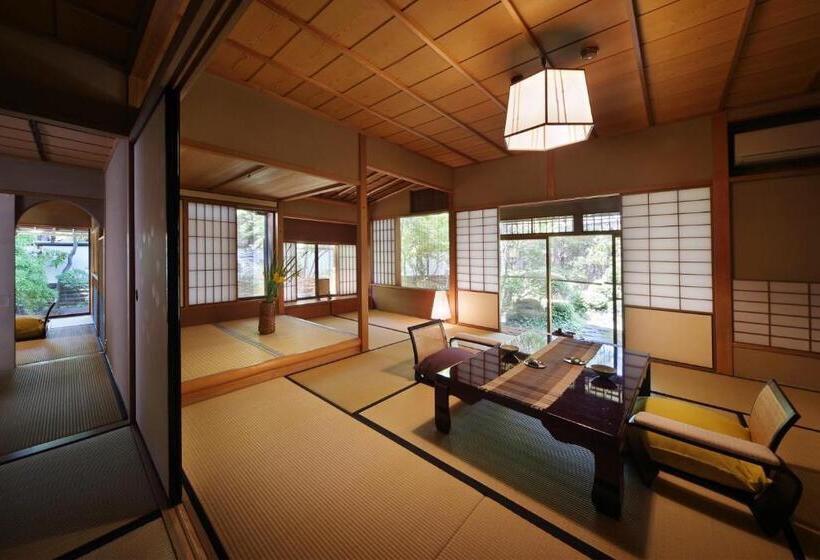 Ryokan 天童荘 Tendoso