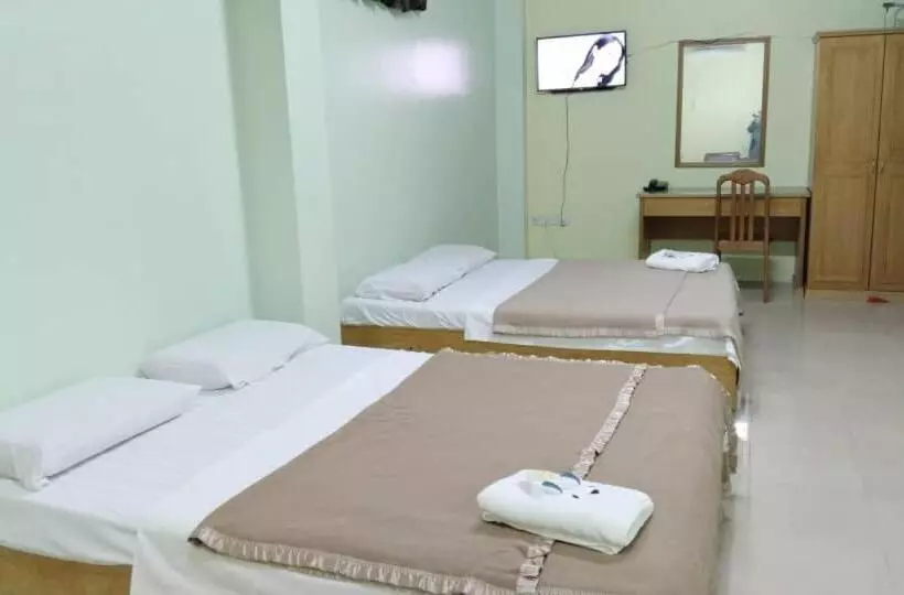 Susan Hotel Seafront