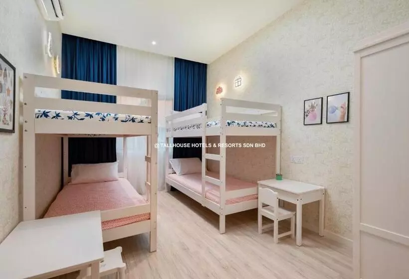 Tallhouse Apartment