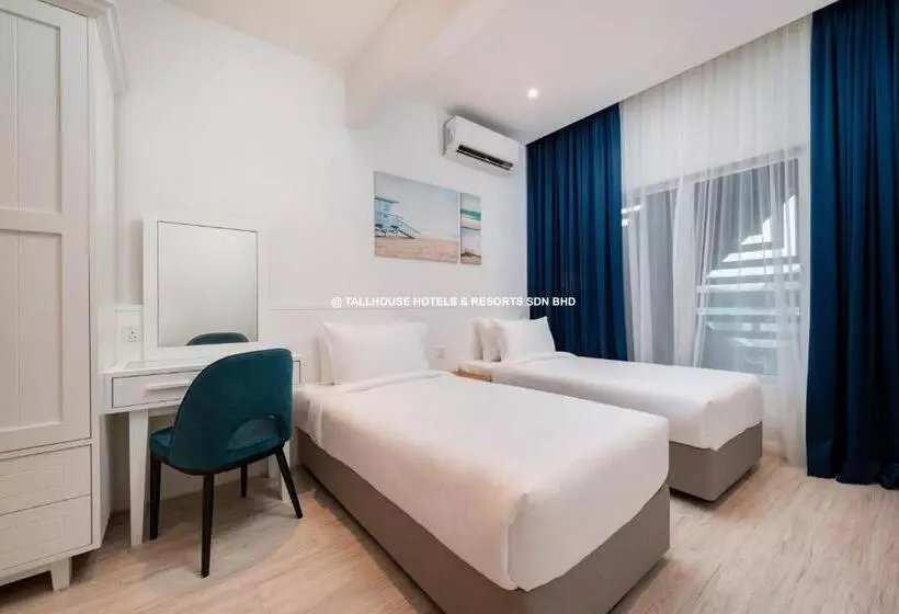 Tallhouse Apartment