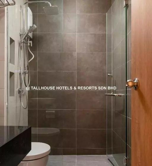 Tallhouse Apartment