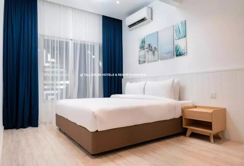 Tallhouse Apartment