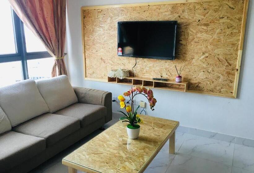 The Pine House @ Troika Kb