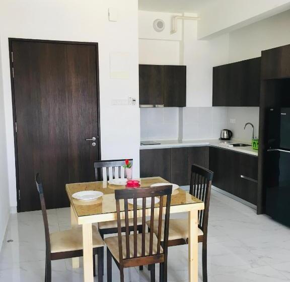 The Pine House @ Troika Kb