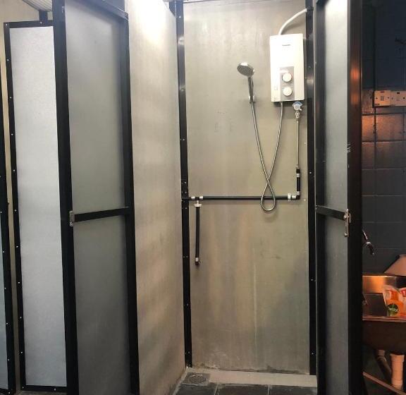 Vandrarhem 24 Seven B&b Mamasan