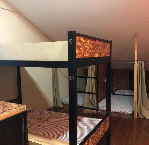 Vandrarhem 24 Seven B&b Mamasan