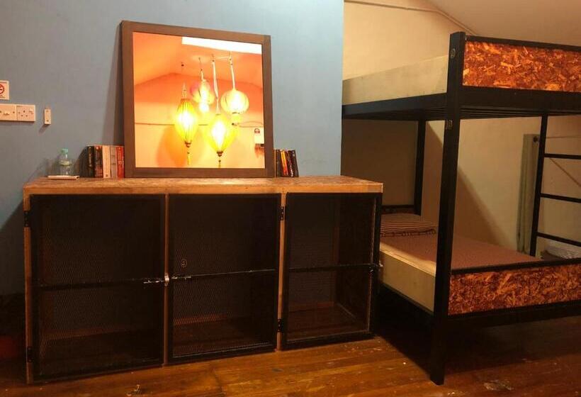 Vandrarhem 24 Seven B&b Mamasan