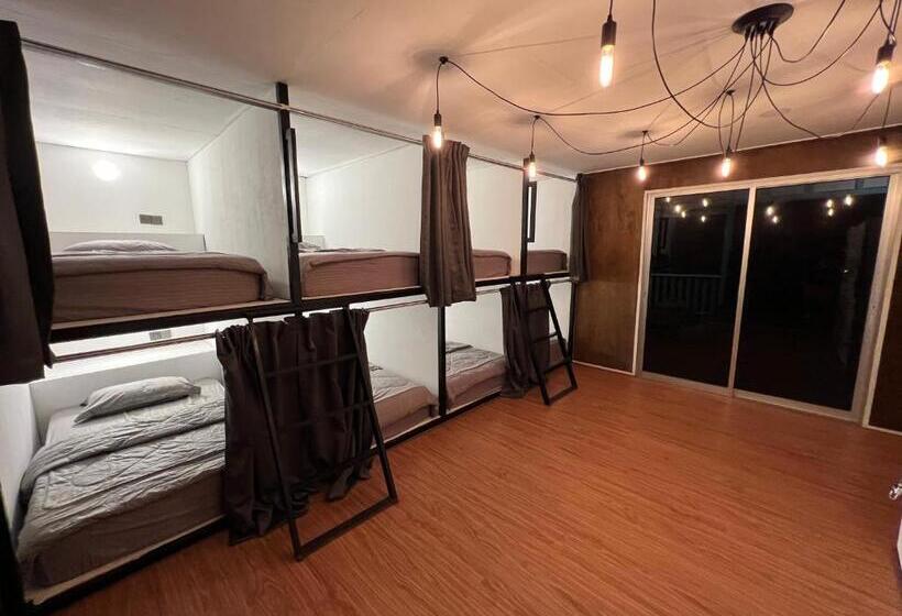 Schronisko Dormitory Pondok