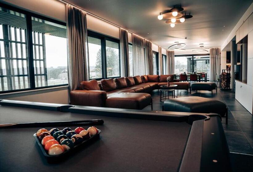 تختخواب و صبحانه Clos Nestor