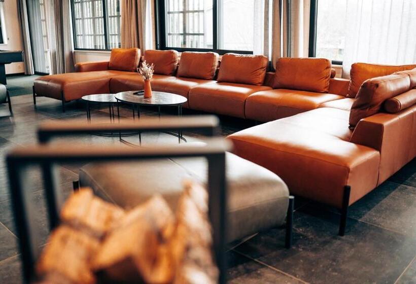 تختخواب و صبحانه Clos Nestor