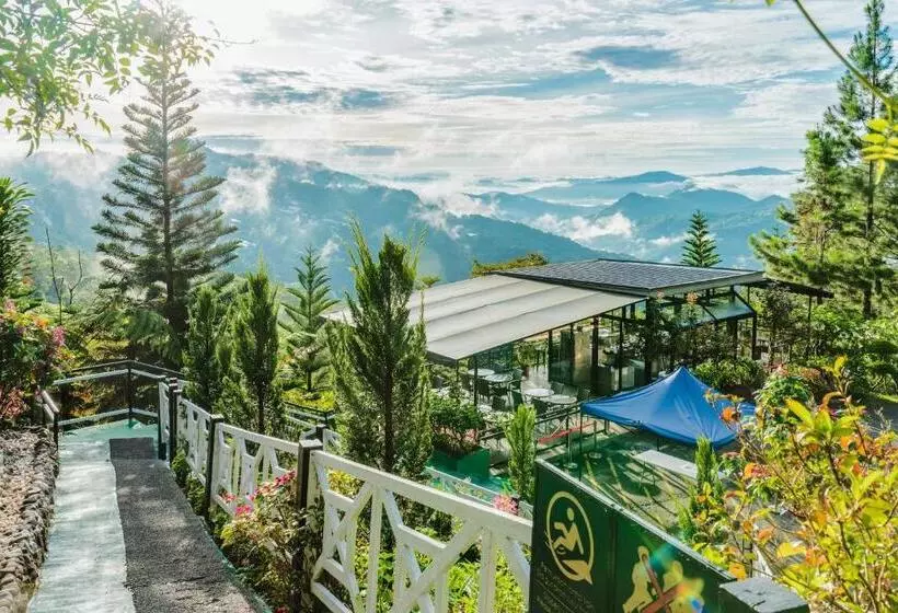 Hotelli Mountain Valley Resort